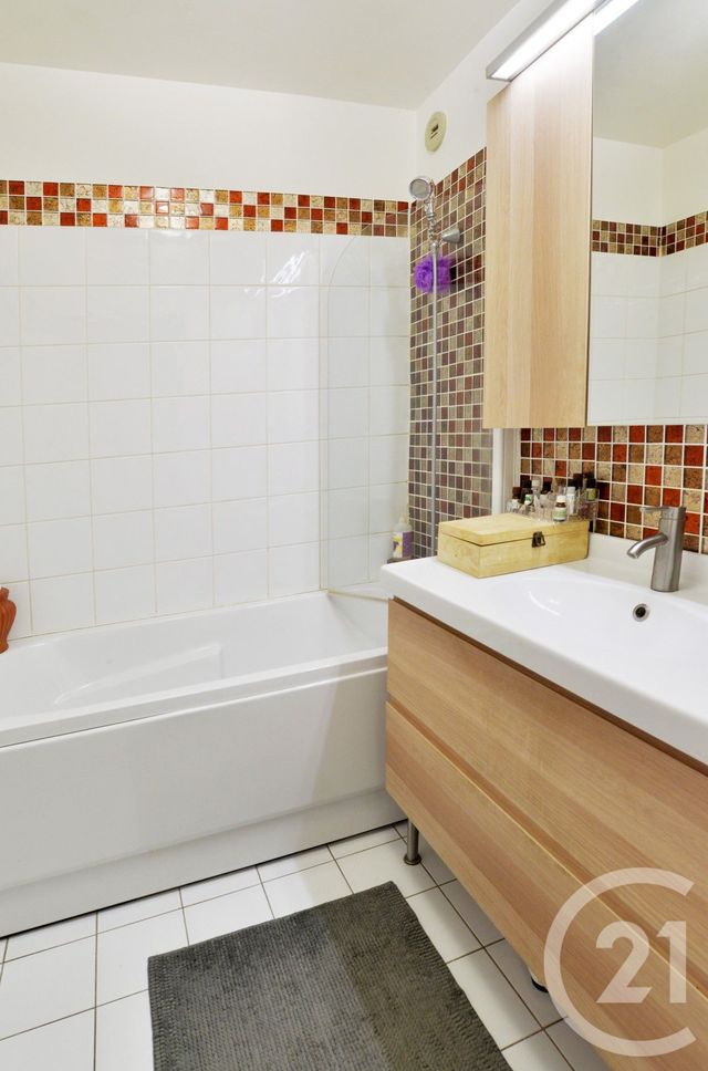 Appartement F4 à vendre - 4 pièces - 74.0 m2 - MONTGERON - 91 - ILE-DE-FRANCE - Century 21 Bellimmo