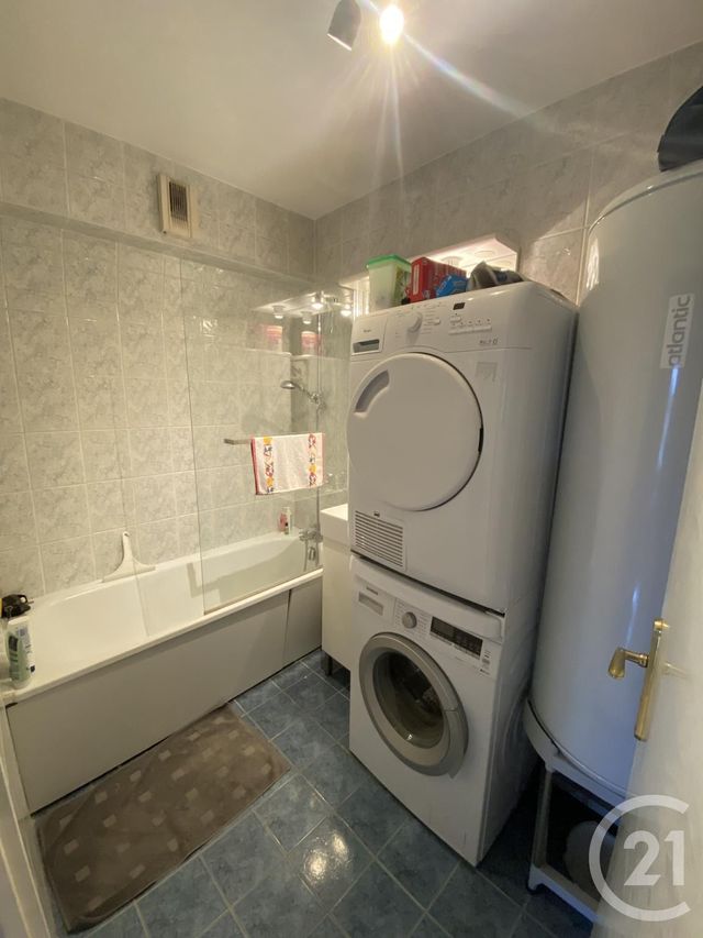 Afficher la photo en grand Appartement F2 à louer - 2 pièces - 43.2 m2 - YERRES - 91 - ILE-DE-FRANCE - Century 21 Bellimmo