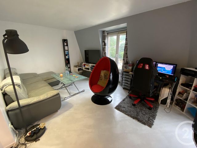 Afficher la photo en grand Appartement F2 à louer - 2 pièces - 43.2 m2 - YERRES - 91 - ILE-DE-FRANCE - Century 21 Bellimmo