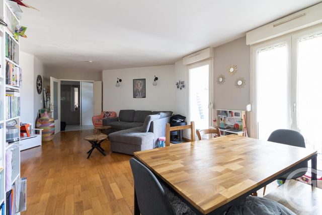 Appartement F4 à vendre - 4 pièces - 66.3 m2 - MONTGERON - 91 - ILE-DE-FRANCE - Century 21 Bellimmo