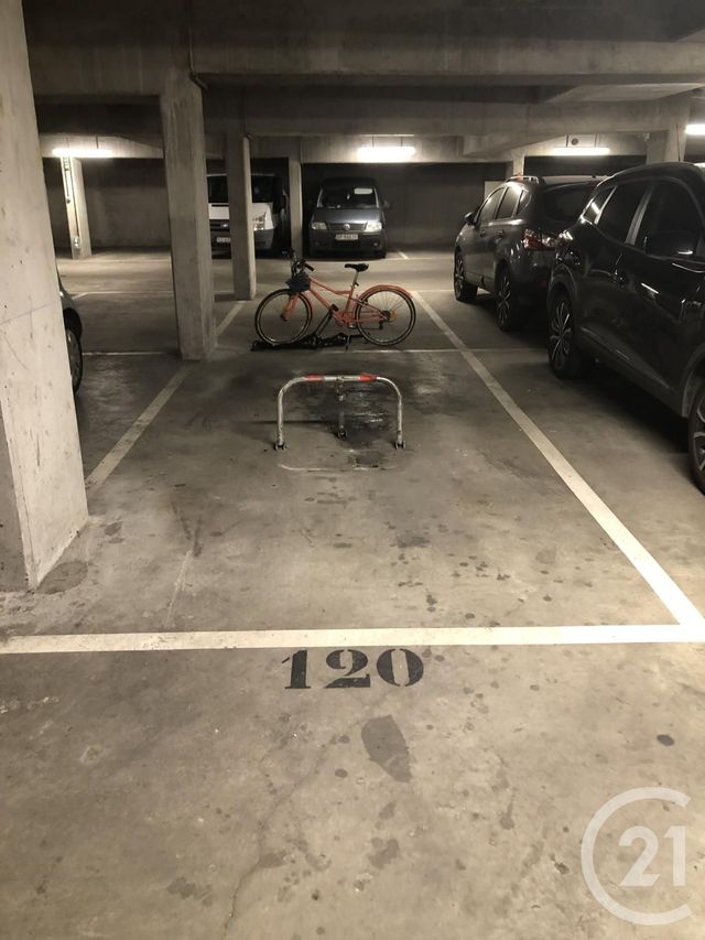 parking à louer - 15.0 m2 - LA PLAINE ST DENIS - 93 - ILE-DE-FRANCE - Century 21 Bellimmo