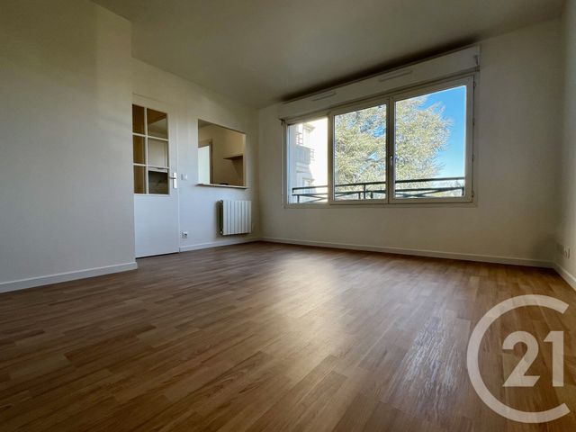 Appartement F1 à vendre - 1 pièce - 28.25 m2 - MONTGERON - 91 - ILE-DE-FRANCE - Century 21 Bellimmo