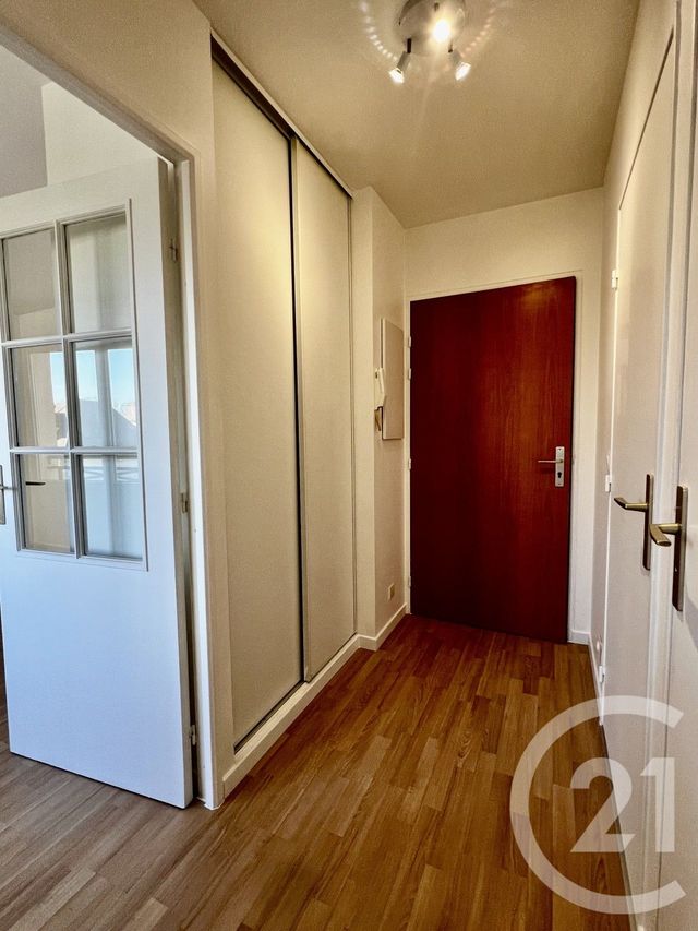 Appartement F1 à vendre - 1 pièce - 28.25 m2 - MONTGERON - 91 - ILE-DE-FRANCE - Century 21 Bellimmo