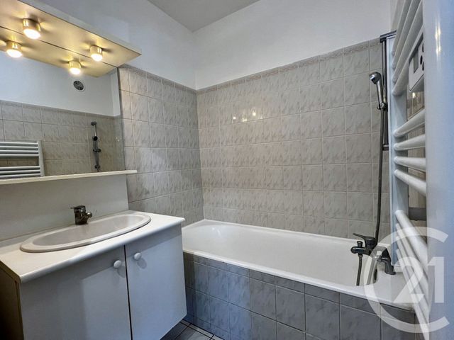 Appartement F1 à vendre - 1 pièce - 28.25 m2 - MONTGERON - 91 - ILE-DE-FRANCE - Century 21 Bellimmo