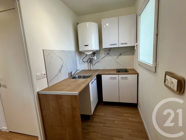 Appartement F1 à vendre - 1 pièce - 28.25 m2 - MONTGERON - 91 - ILE-DE-FRANCE - Century 21 Bellimmo