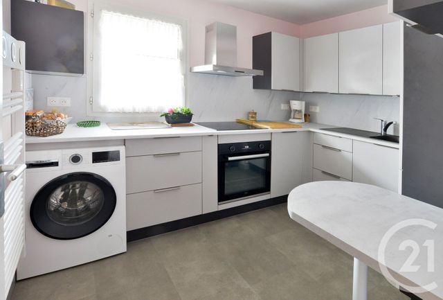 Appartement F3 à vendre - 3 pièces - 66.7 m2 - MONTGERON - 91 - ILE-DE-FRANCE - Century 21 Bellimmo