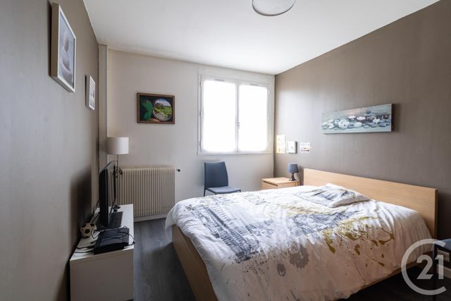 Appartement F2 à louer - 2 pièces - 50.06 m2 - MONTGERON - 91 - ILE-DE-FRANCE - Century 21 Bellimmo