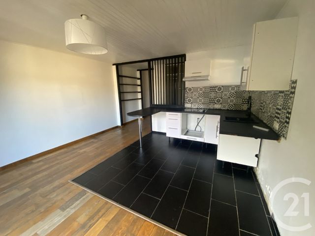 Appartement F2 à louer - 2 pièces - 39.96 m2 - YERRES - 91 - ILE-DE-FRANCE - Century 21 Bellimmo