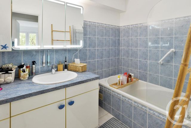 Appartement F4 à vendre - 4 pièces - 87.0 m2 - MONTGERON - 91 - ILE-DE-FRANCE - Century 21 Bellimmo