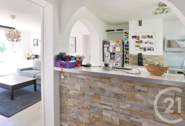 Afficher la photo en grand Appartement F4 à vendre - 4 pièces - 68.0 m2 - MONTGERON - 91 - ILE-DE-FRANCE - Century 21 Bellimmo