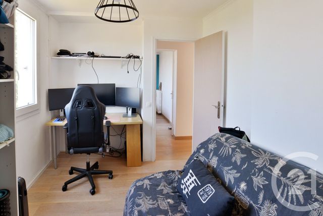 Afficher la photo en grand Appartement F4 à vendre - 4 pièces - 68.0 m2 - MONTGERON - 91 - ILE-DE-FRANCE - Century 21 Bellimmo