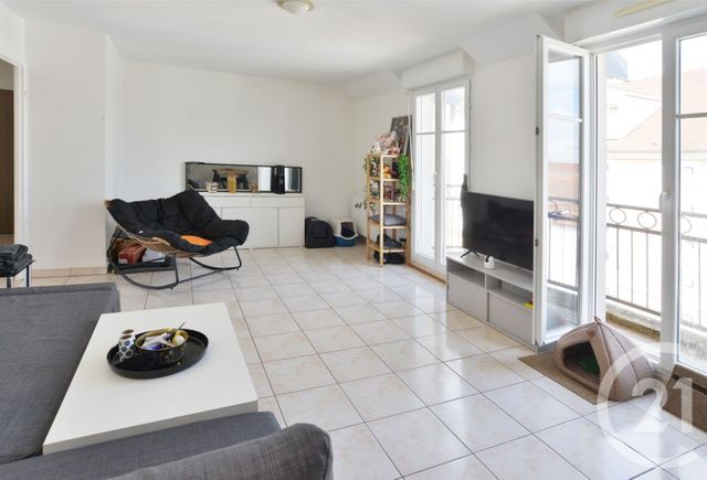 Appartement F4 à vendre - 4 pièces - 64.22 m2 - MONTGERON - 91 - ILE-DE-FRANCE - Century 21 Bellimmo