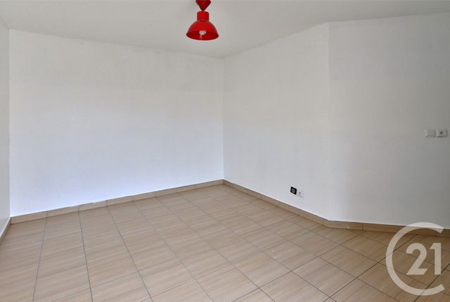 Appartement F2 à vendre - 2 pièces - 42.0 m2 - VIGNEUX SUR SEINE - 91 - ILE-DE-FRANCE - Century 21 Bellimmo