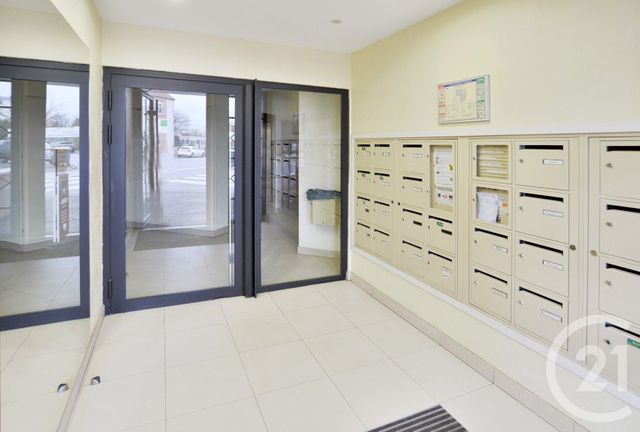 Appartement F2 à vendre - 2 pièces - 42.0 m2 - VIGNEUX SUR SEINE - 91 - ILE-DE-FRANCE - Century 21 Bellimmo