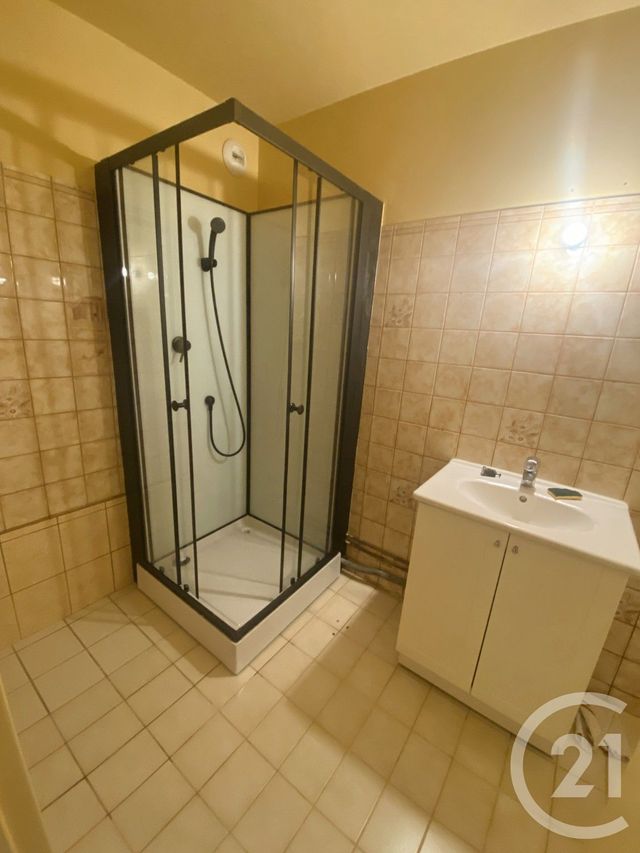 Appartement F2 à louer - 2 pièces - 52.8 m2 - YERRES - 91 - ILE-DE-FRANCE - Century 21 Bellimmo