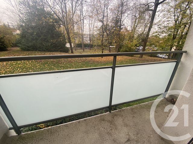 Appartement F2 à louer - 2 pièces - 52.8 m2 - YERRES - 91 - ILE-DE-FRANCE - Century 21 Bellimmo
