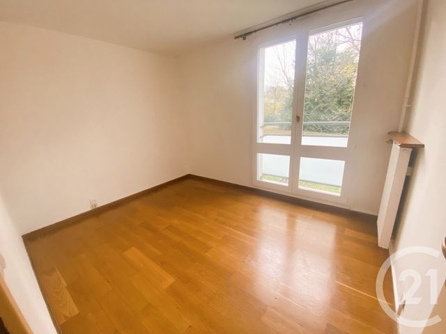 Appartement F2 à louer - 2 pièces - 52.8 m2 - YERRES - 91 - ILE-DE-FRANCE - Century 21 Bellimmo