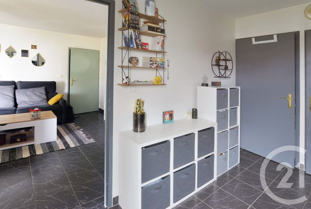 Appartement F2 à vendre - 2 pièces - 43.82 m2 - VIGNEUX SUR SEINE - 91 - ILE-DE-FRANCE - Century 21 Bellimmo