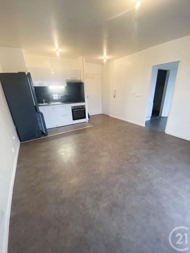 Appartement F2 à louer - 2 pièces - 37.07 m2 - QUINCY SOUS SENART - 91 - ILE-DE-FRANCE - Century 21 Bellimmo