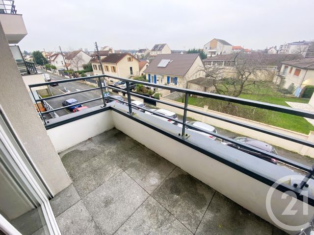 Appartement F2 à louer - 2 pièces - 37.07 m2 - QUINCY SOUS SENART - 91 - ILE-DE-FRANCE - Century 21 Bellimmo