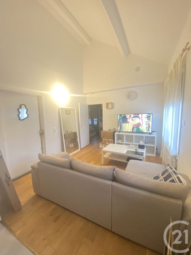 Appartement F2 à louer - 2 pièces - 32.89 m2 - MONTGERON - 91 - ILE-DE-FRANCE - Century 21 Bellimmo