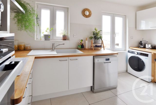 Appartement à vendre - 3 pièces - 54.11 m2 - BRUNOY - 91 - ILE-DE-FRANCE - Century 21 Bellimmo