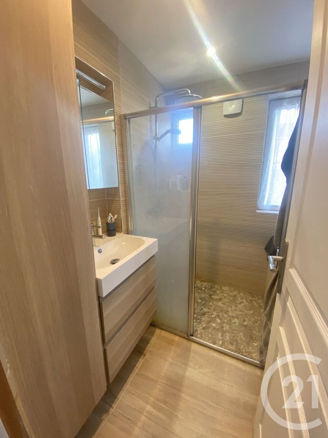 Appartement Duplex à louer - 4 pièces - 83.5 m2 - BRUNOY - 91 - ILE-DE-FRANCE - Century 21 Bellimmo