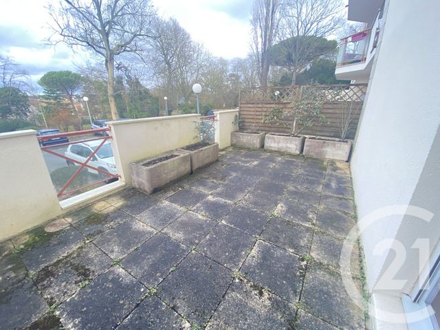 Appartement F2 à louer - 2 pièces - 53.39 m2 - MONTGERON - 91 - ILE-DE-FRANCE - Century 21 Bellimmo