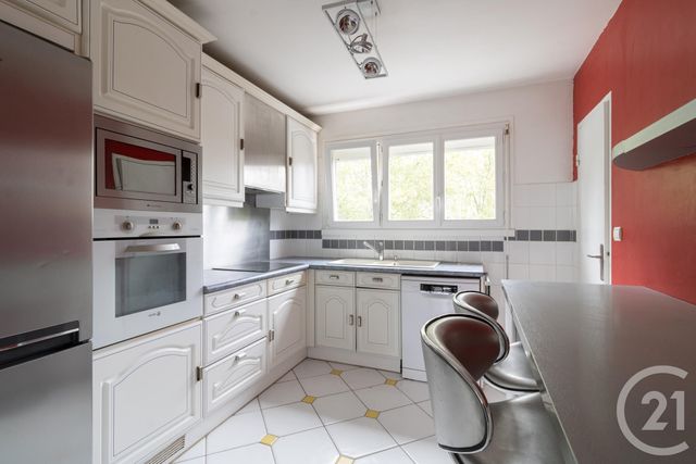 Appartement F3 à louer - 3 pièces - 59.73 m2 - YERRES - 91 - ILE-DE-FRANCE - Century 21 Bellimmo