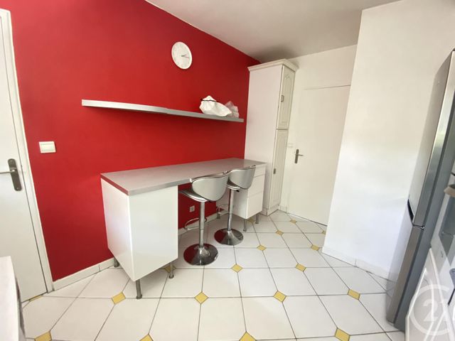 Appartement F3 à louer - 3 pièces - 59.73 m2 - YERRES - 91 - ILE-DE-FRANCE - Century 21 Bellimmo