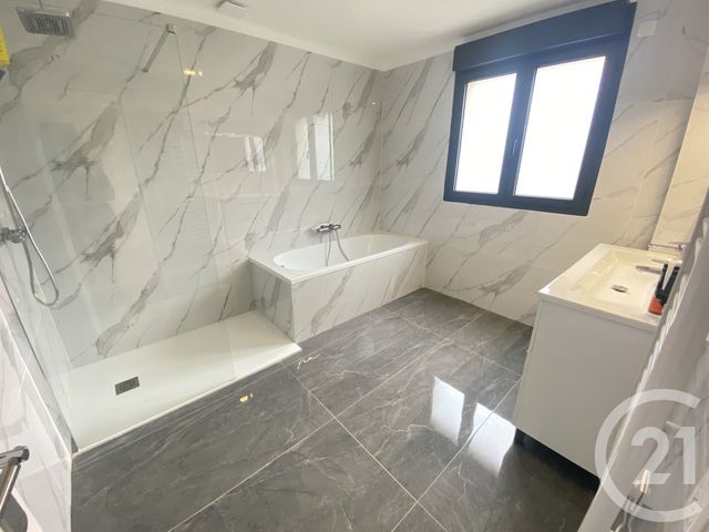 maison à louer - 4 pièces - 118.1 m2 - CROSNE - 91 - ILE-DE-FRANCE - Century 21 Bellimmo