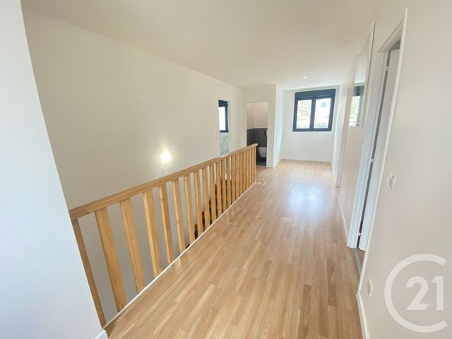 maison à louer - 4 pièces - 118.1 m2 - CROSNE - 91 - ILE-DE-FRANCE - Century 21 Bellimmo