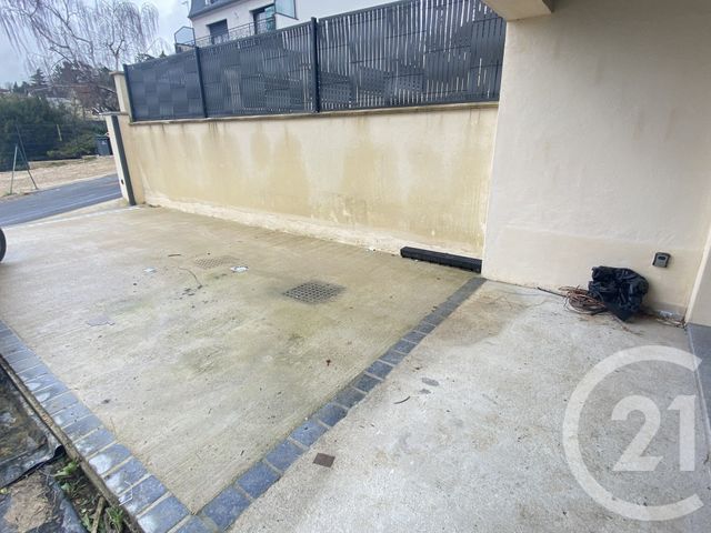 maison à louer - 4 pièces - 118.1 m2 - CROSNE - 91 - ILE-DE-FRANCE - Century 21 Bellimmo