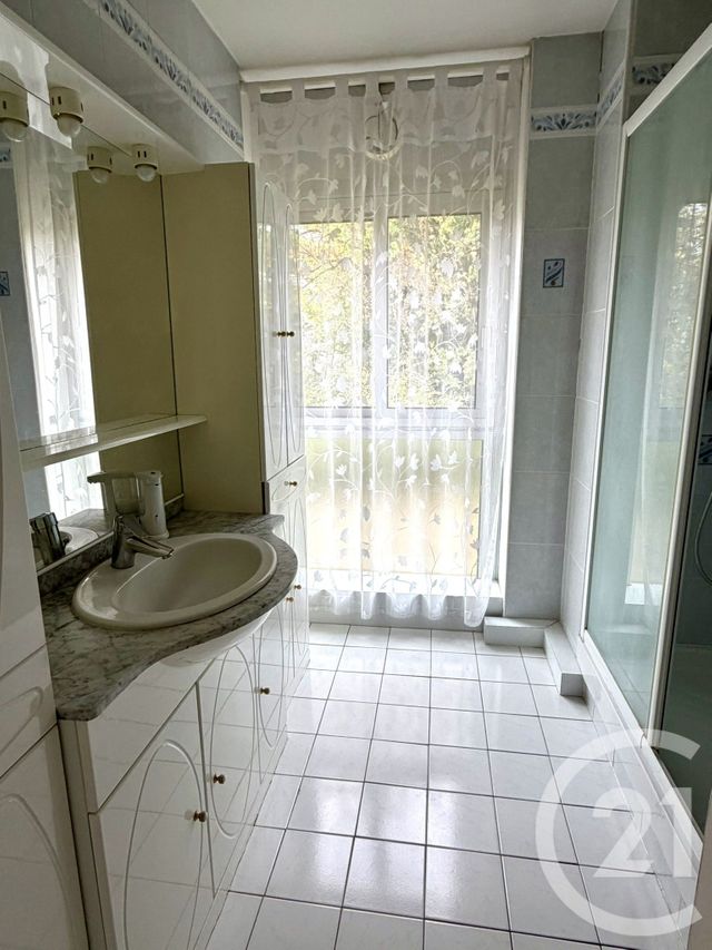 Appartement F4 à vendre - 4 pièces - 78.0 m2 - YERRES - 91 - ILE-DE-FRANCE - Century 21 Bellimmo