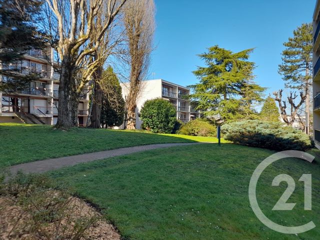 Appartement F3 à vendre - 3 pièces - 66.41 m2 - MONTGERON - 91 - ILE-DE-FRANCE - Century 21 Bellimmo