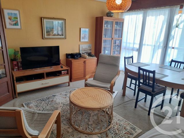 Appartement F3 à vendre - 3 pièces - 66.41 m2 - MONTGERON - 91 - ILE-DE-FRANCE - Century 21 Bellimmo