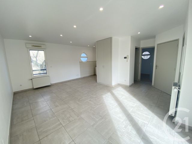 Appartement F2 à louer - 2 pièces - 43.24 m2 - DRAVEIL - 91 - ILE-DE-FRANCE - Century 21 Bellimmo