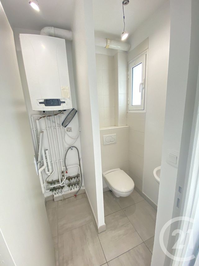 Appartement F2 à louer - 2 pièces - 43.24 m2 - DRAVEIL - 91 - ILE-DE-FRANCE - Century 21 Bellimmo