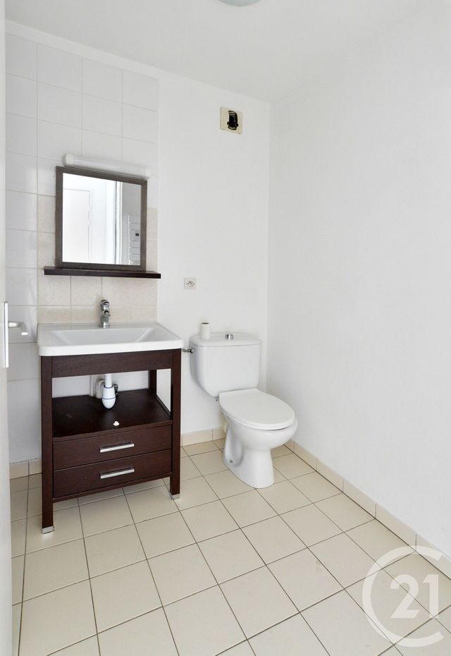 Appartement F1 à vendre - 1 pièce - 34.0 m2 - CROSNE - 91 - ILE-DE-FRANCE - Century 21 Bellimmo