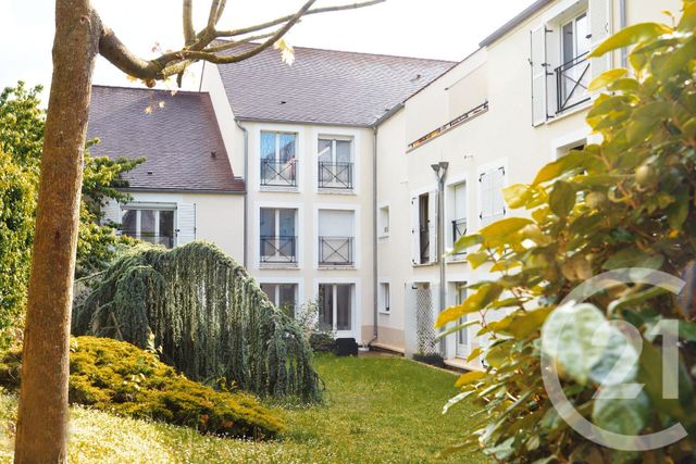 Appartement F1 à vendre - 1 pièce - 34.0 m2 - CROSNE - 91 - ILE-DE-FRANCE - Century 21 Bellimmo