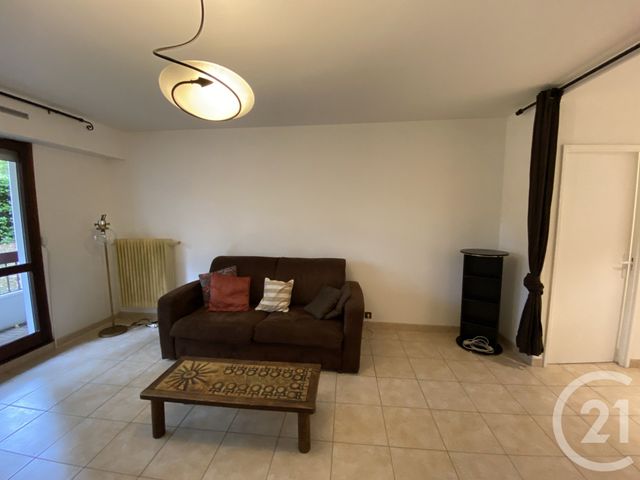 Appartement F3 à louer - 3 pièces - 72.83 m2 - YERRES - 91 - ILE-DE-FRANCE - Century 21 Bellimmo