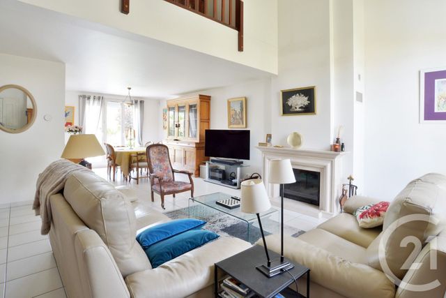 maison à vendre - 7 pièces - 145.0 m2 - VIGNEUX SUR SEINE - 91 - ILE-DE-FRANCE - Century 21 Bellimmo