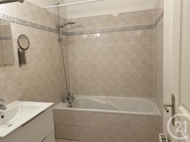 Appartement F2 à vendre - 2 pièces - 47.55 m2 - BRUNOY - 91 - ILE-DE-FRANCE - Century 21 Bellimmo