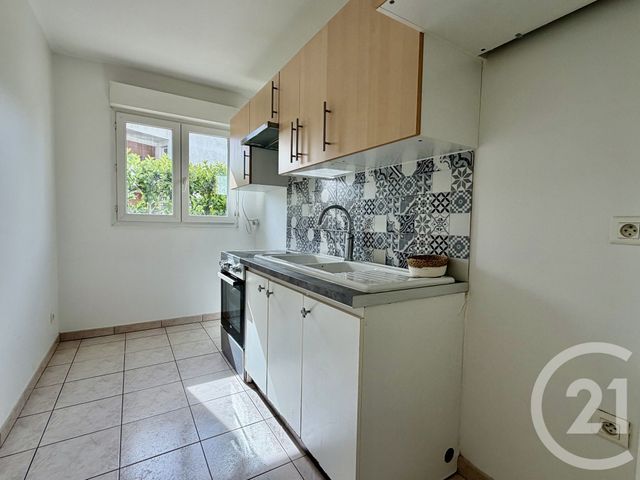 Appartement F2 à vendre - 2 pièces - 47.55 m2 - BRUNOY - 91 - ILE-DE-FRANCE - Century 21 Bellimmo