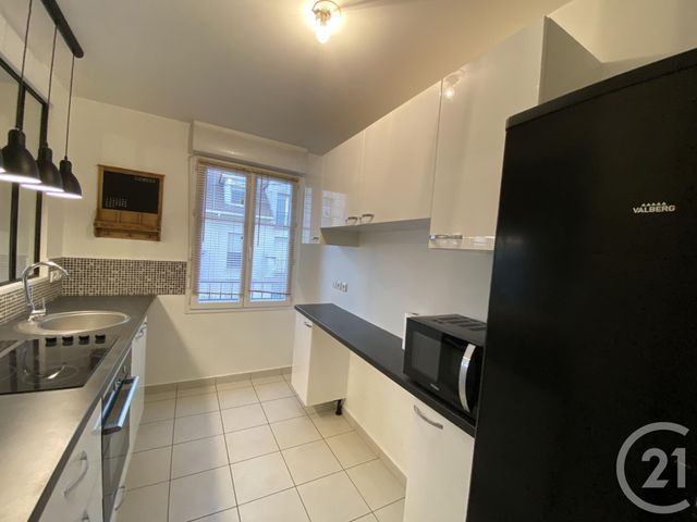 Appartement F2 à louer - 2 pièces - 42.58 m2 - MONTGERON - 91 - ILE-DE-FRANCE - Century 21 Bellimmo