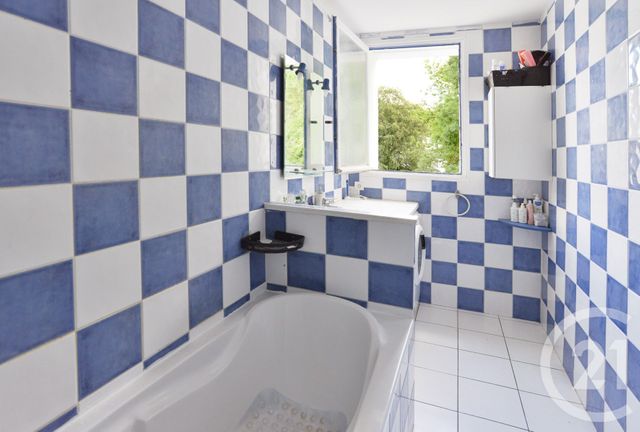Appartement F4 à vendre - 4 pièces - 69.0 m2 - CROSNE - 91 - ILE-DE-FRANCE - Century 21 Bellimmo