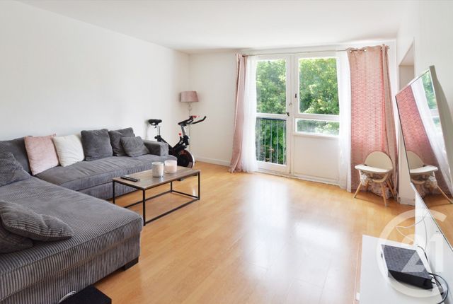 Appartement F4 à vendre - 4 pièces - 69.0 m2 - CROSNE - 91 - ILE-DE-FRANCE - Century 21 Bellimmo