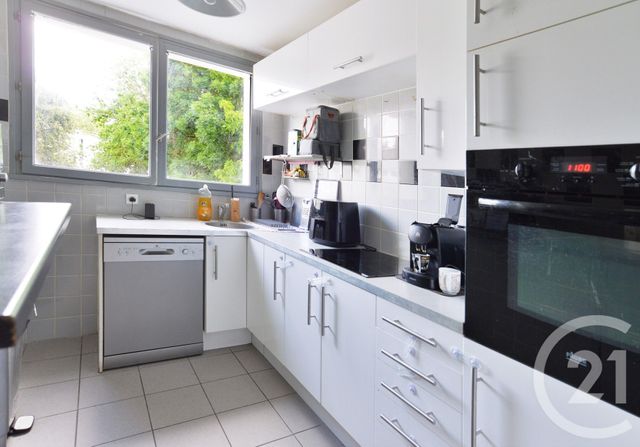 Appartement F4 à vendre - 4 pièces - 69.0 m2 - CROSNE - 91 - ILE-DE-FRANCE - Century 21 Bellimmo
