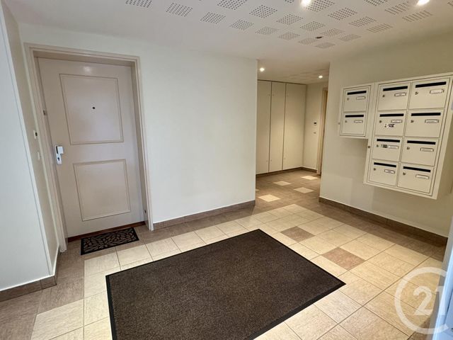 Appartement F1 à louer - 1 pièce - 22.27 m2 - MONTGERON - 91 - ILE-DE-FRANCE - Century 21 Bellimmo