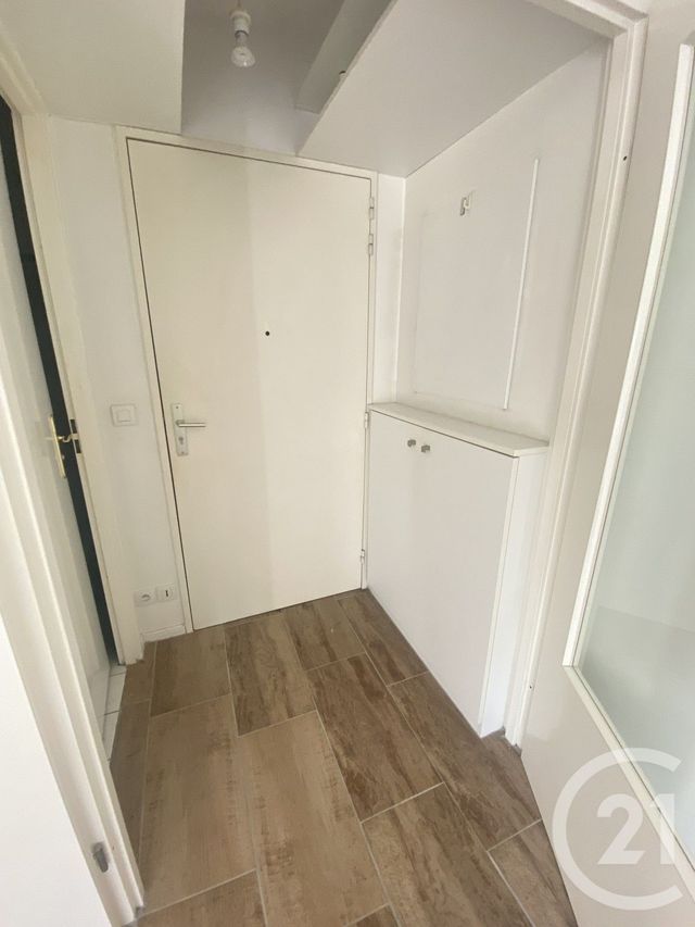 Appartement F1 à louer - 1 pièce - 22.27 m2 - MONTGERON - 91 - ILE-DE-FRANCE - Century 21 Bellimmo